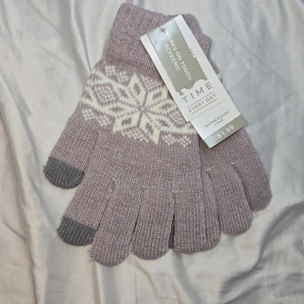Lot of 2 NWT Girls Gloves Place & Time 1 Cozy Pink Pair 1 Pair of Texting Gloves